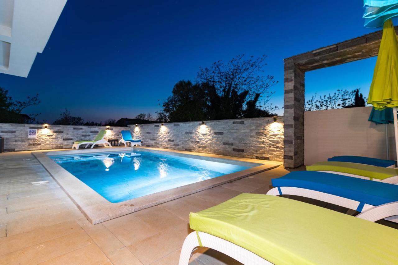 Villa Cindric Medulin Exterior photo
